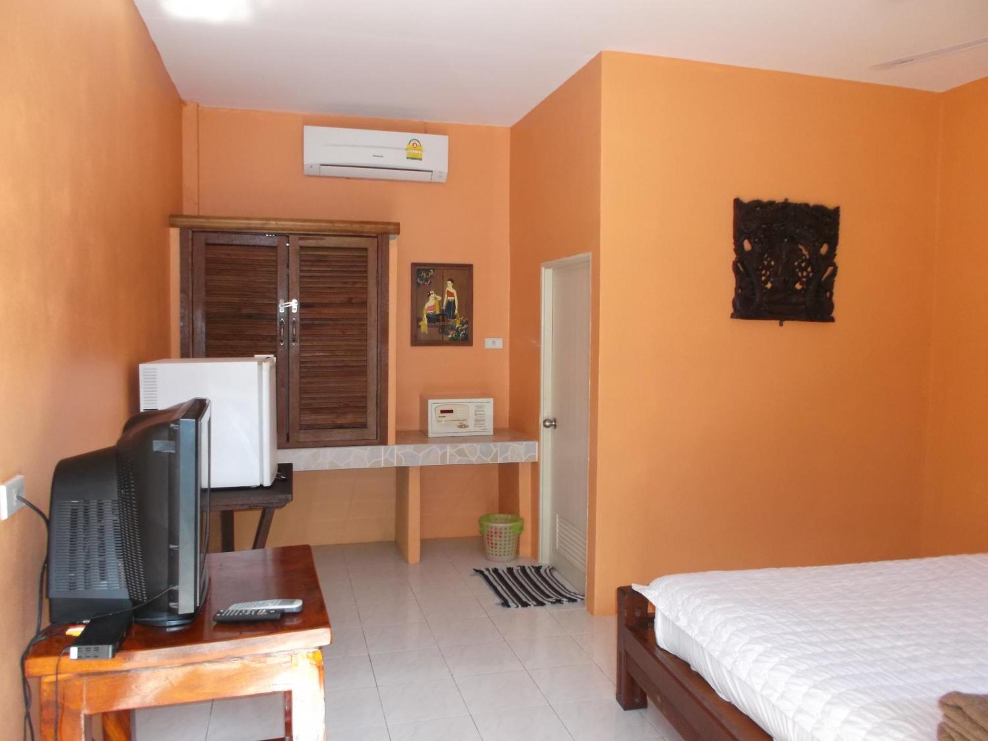 Ryans Resort Prasat Экстерьер фото